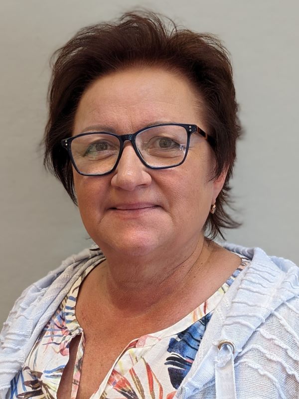 E. Karczewski E. Karczewski